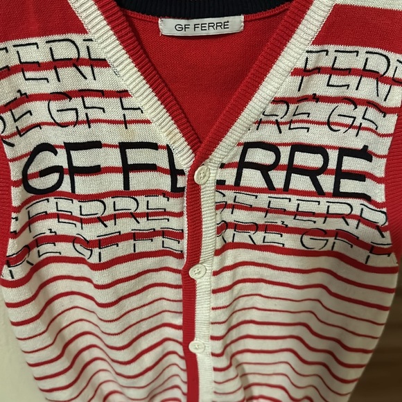 Brand new Gian Franco Ferre vest size 5/6. - Picture 2 of 3